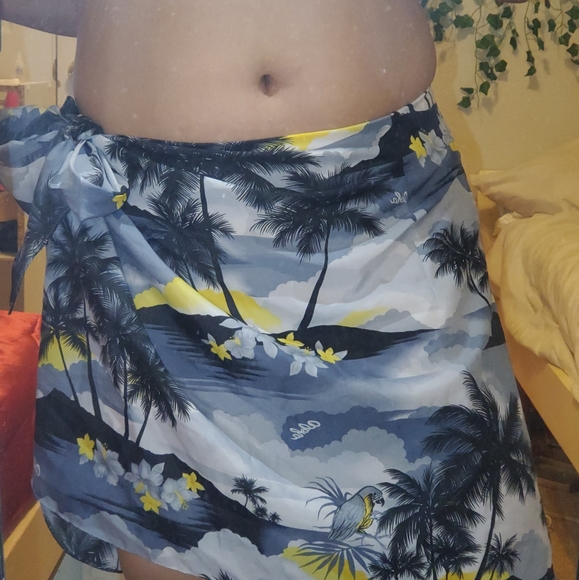 Short Sarong skirt wrap - Picture 5 of 5